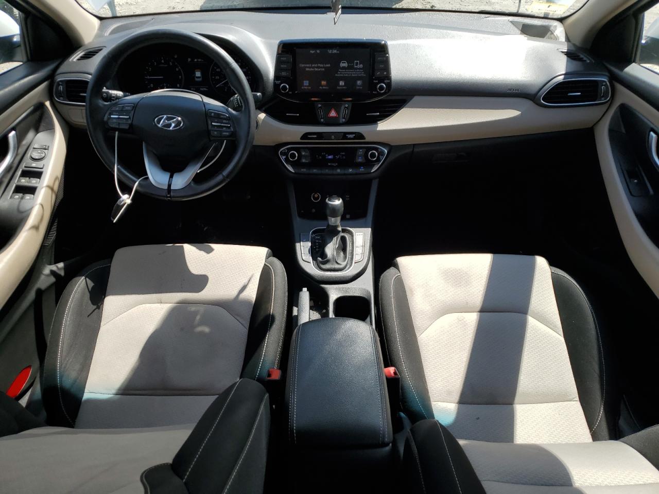 KMHH35LE7JU033212 2018 Hyundai Elantra Gt