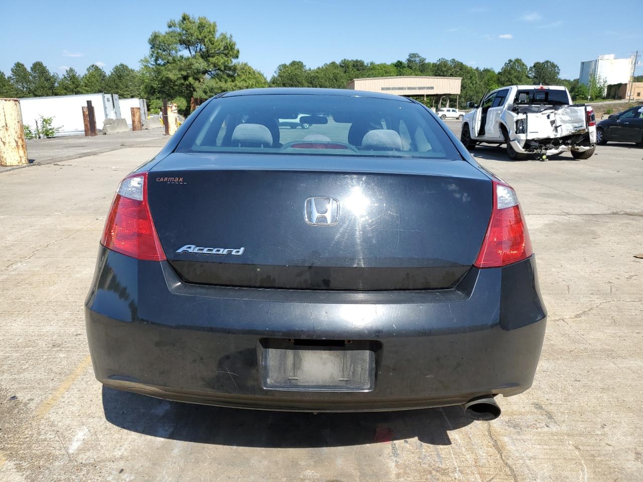 1HGCS1B33AA007008 2010 Honda Accord Lx