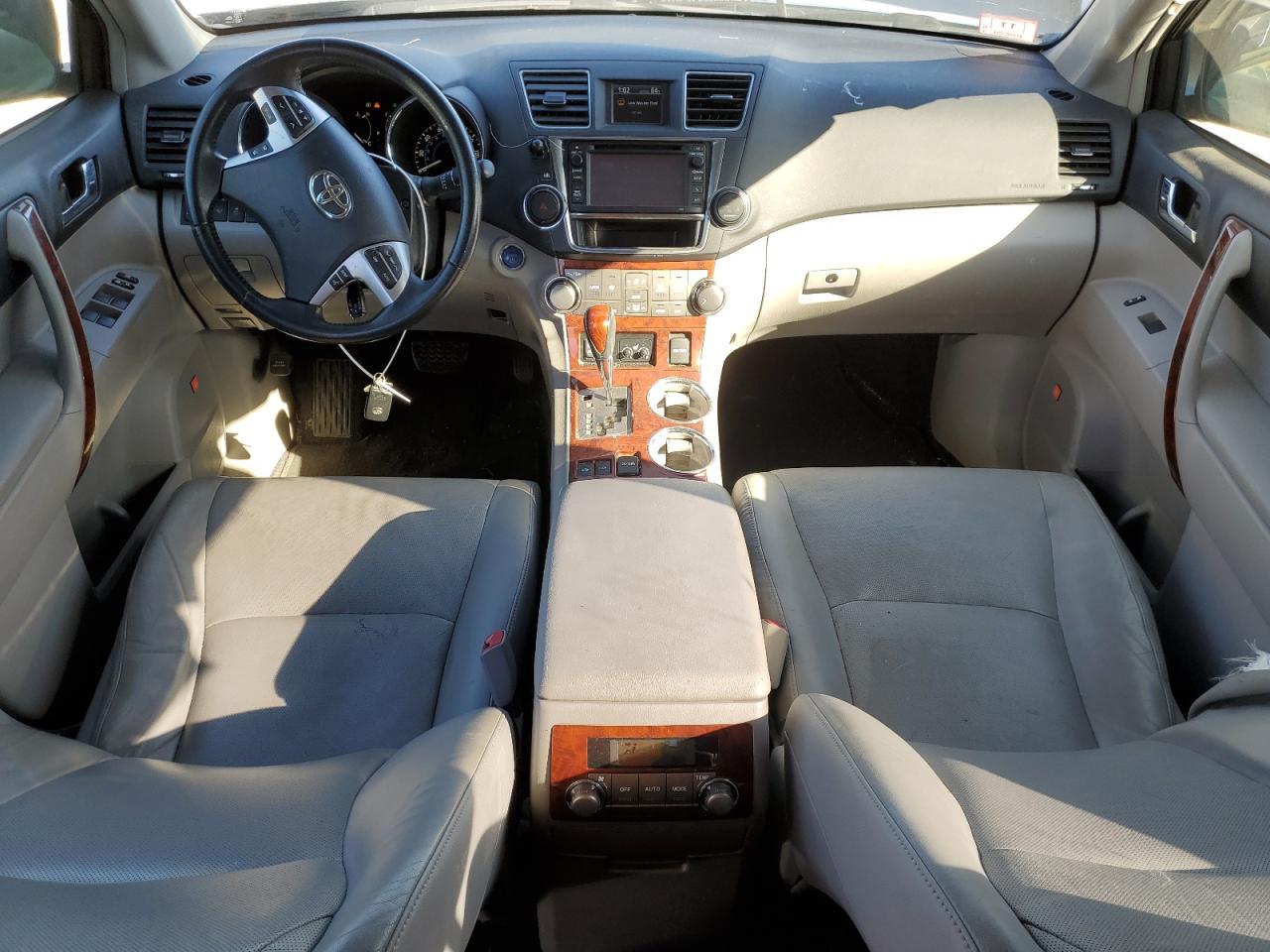 JTEDC3EH7D2013262 2013 Toyota Highlander Hybrid Limited