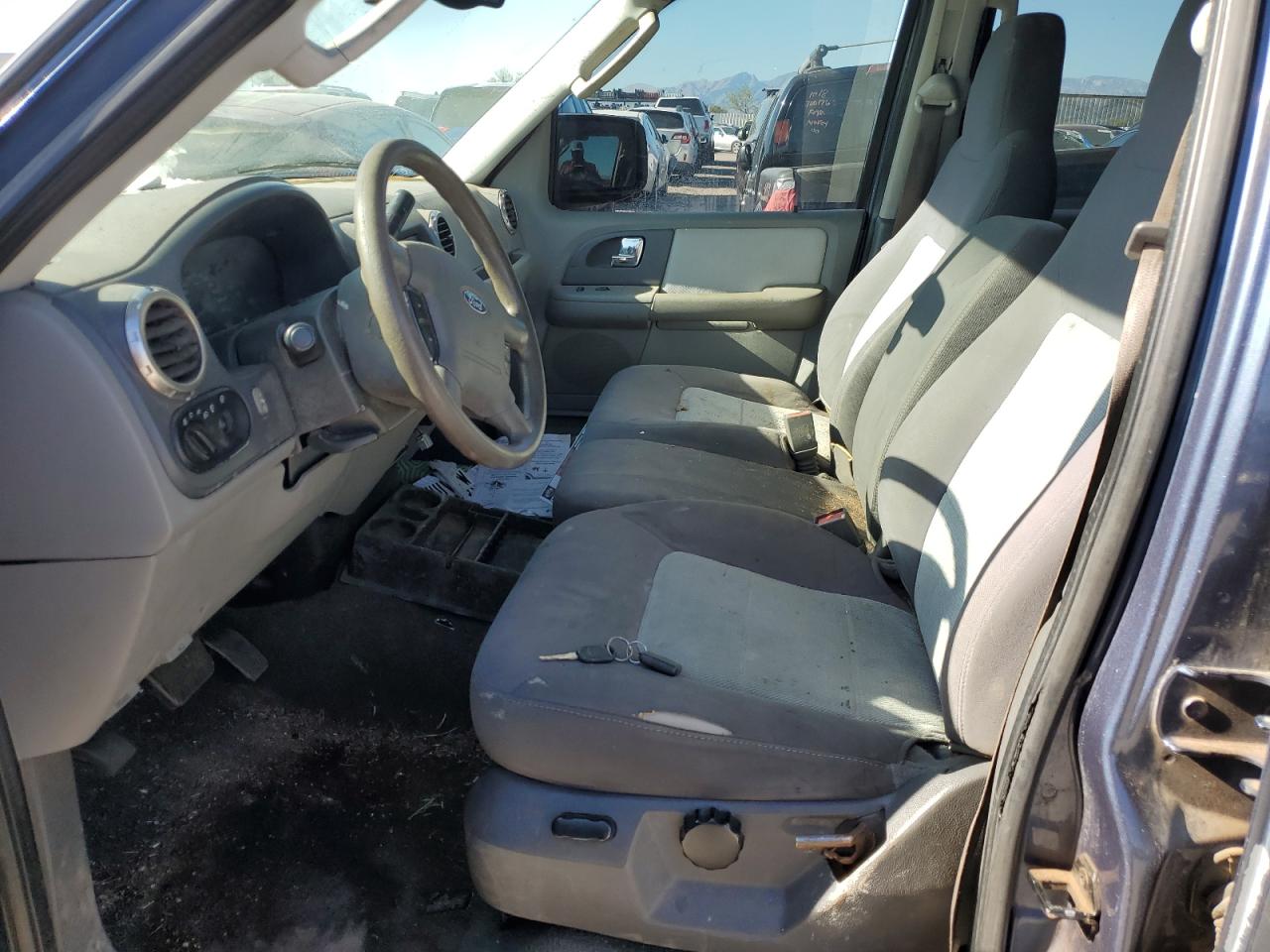 1FMPU16W14LB62451 2004 Ford Expedition Xlt