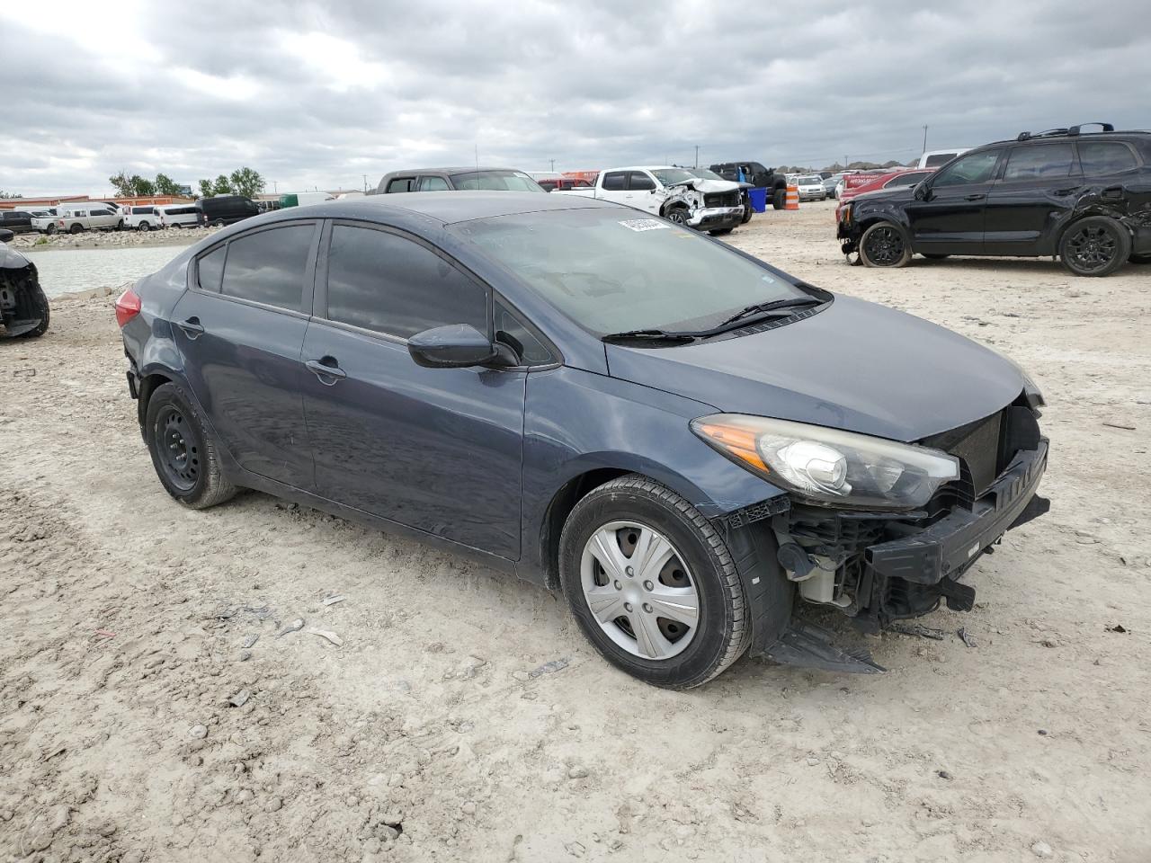 KNAFK4A67G5565550 2016 Kia Forte Lx