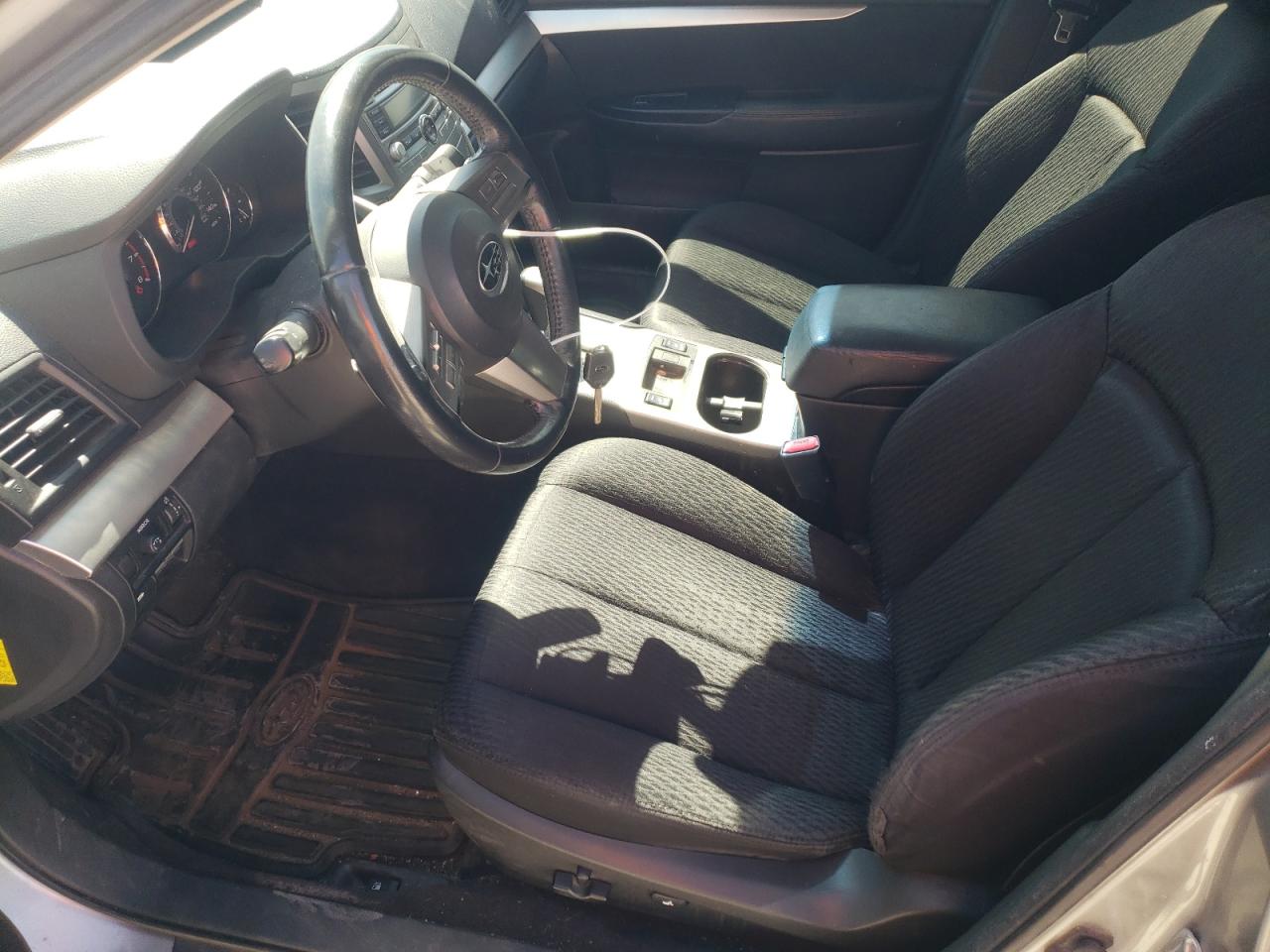 4S3BMCH67A3212031 2010 Subaru Legacy 2.5I Premium