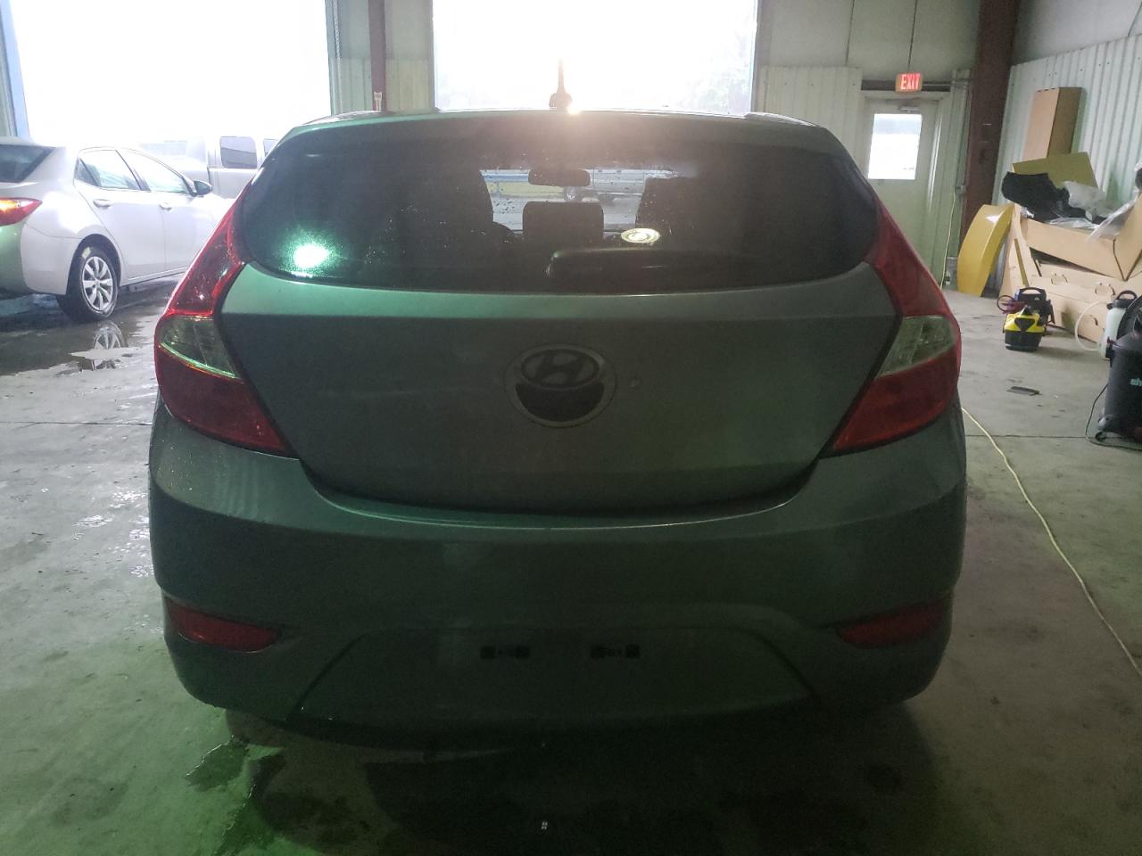 KMHCT5AEXHU320552 2017 Hyundai Accent Se