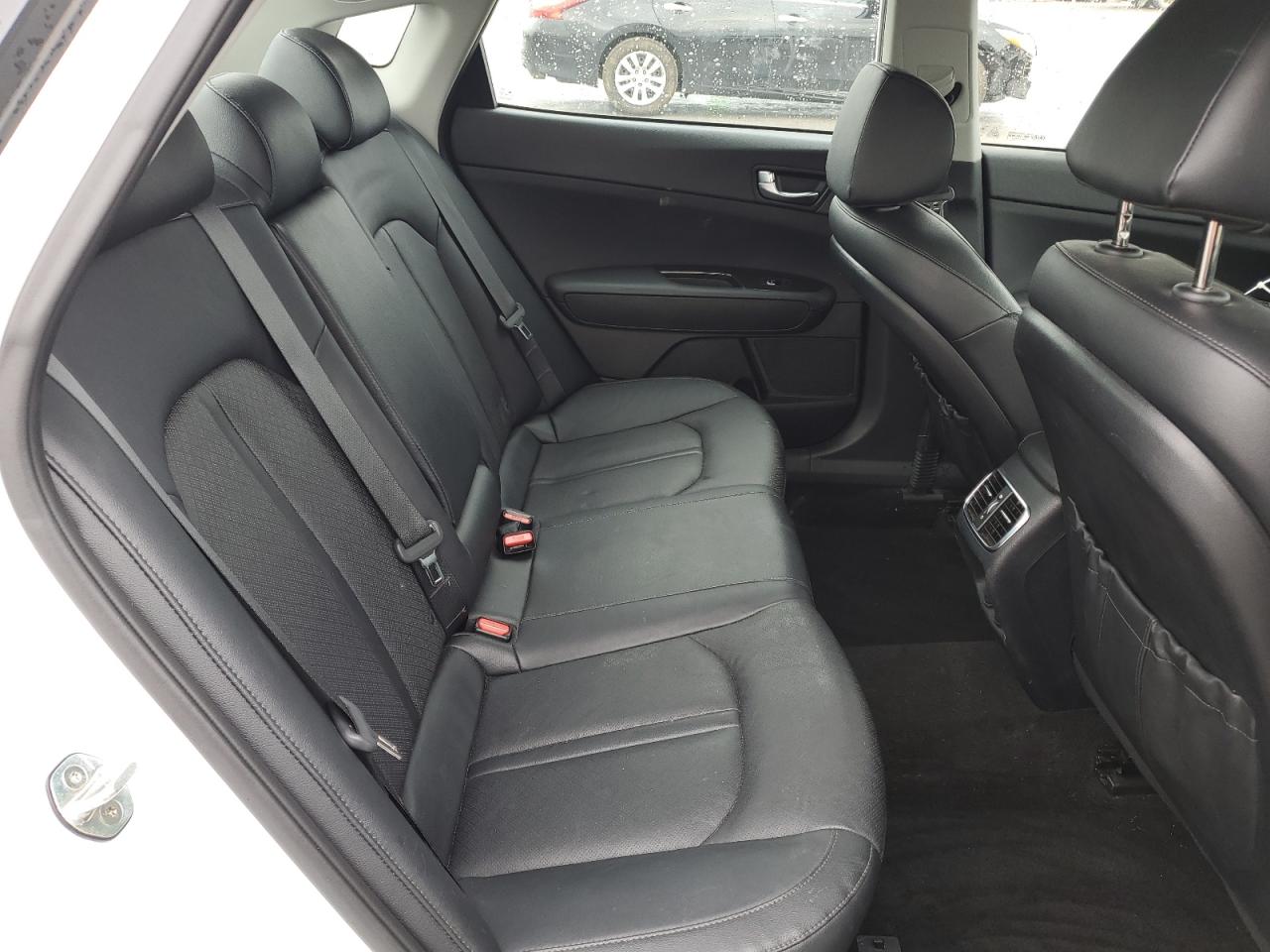 5XXGU4L1XKG324220 2019 Kia Optima Ex