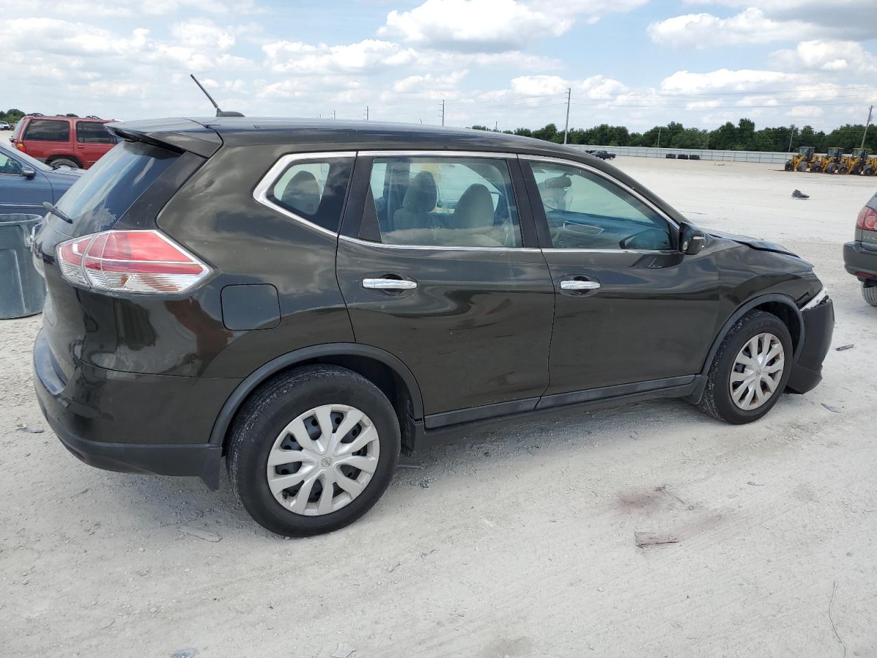 5N1AT2MT6FC870527 2015 Nissan Rogue S