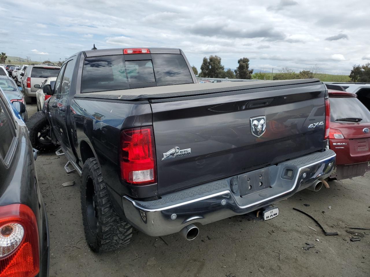 1C6RR7TT9FS609653 2015 Ram 1500 Slt