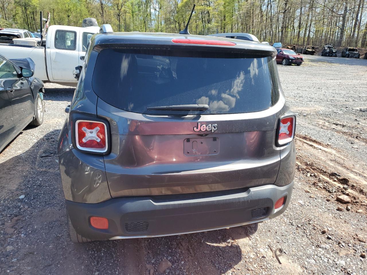 2017 Jeep Renegade Limited vin: ZACCJBDB8HPF42714