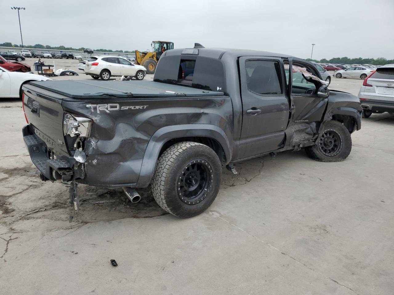 3TMAZ5CN9HM039600 2017 Toyota Tacoma Double Cab