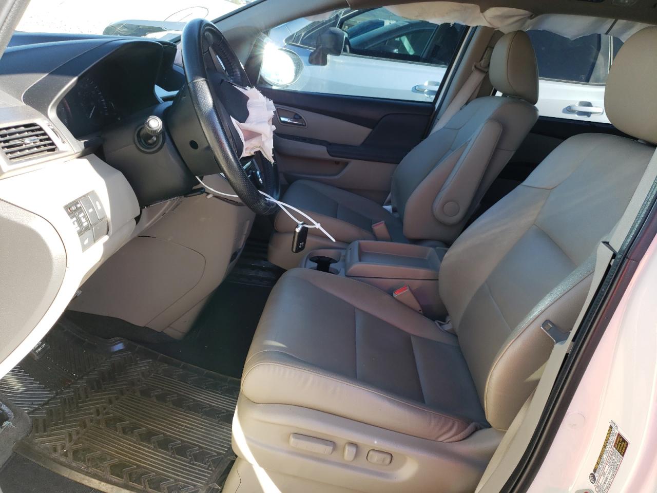 2015 Honda Odyssey Exl vin: 5FNRL5H60FB123750