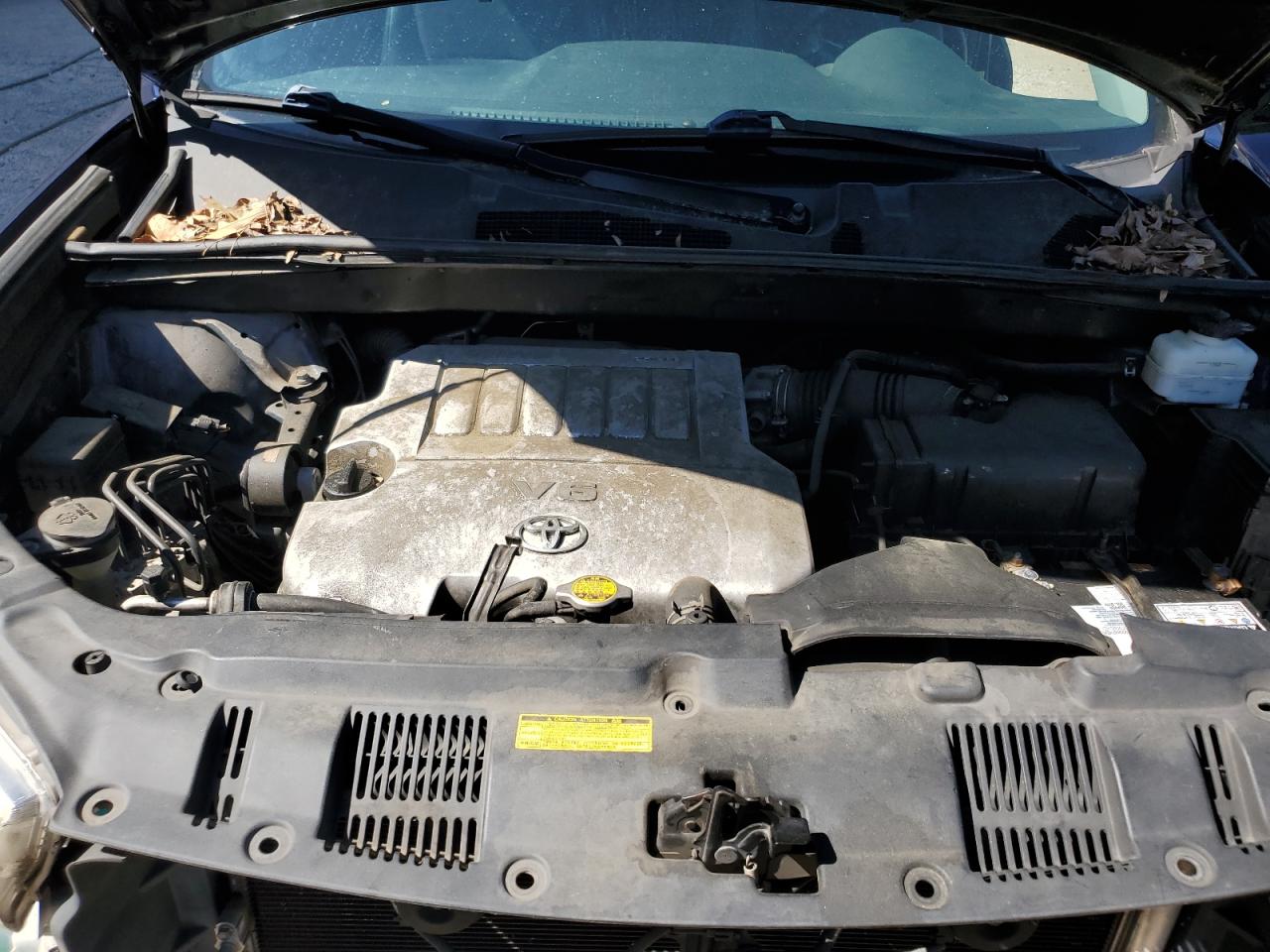 5TDBK3EH5BS058320 2011 Toyota Highlander Base