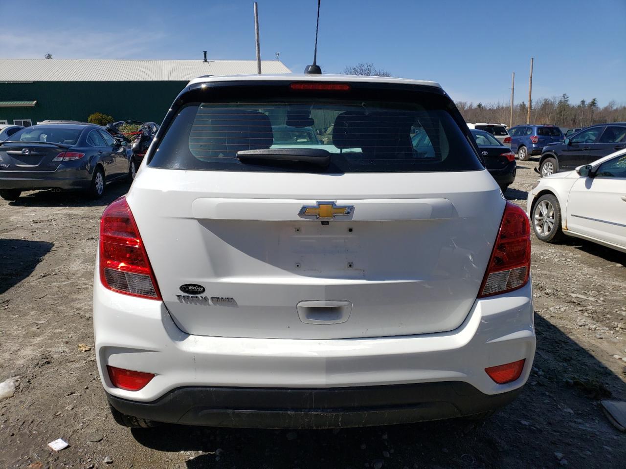 2020 Chevrolet Trax Ls vin: KL7CJNSB8LB057011