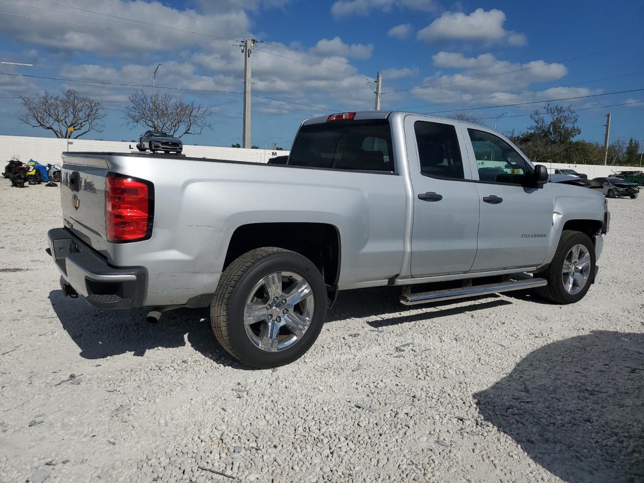 1GCRCPEH9HZ351213 2017 Chevrolet Silverado C1500 Custom