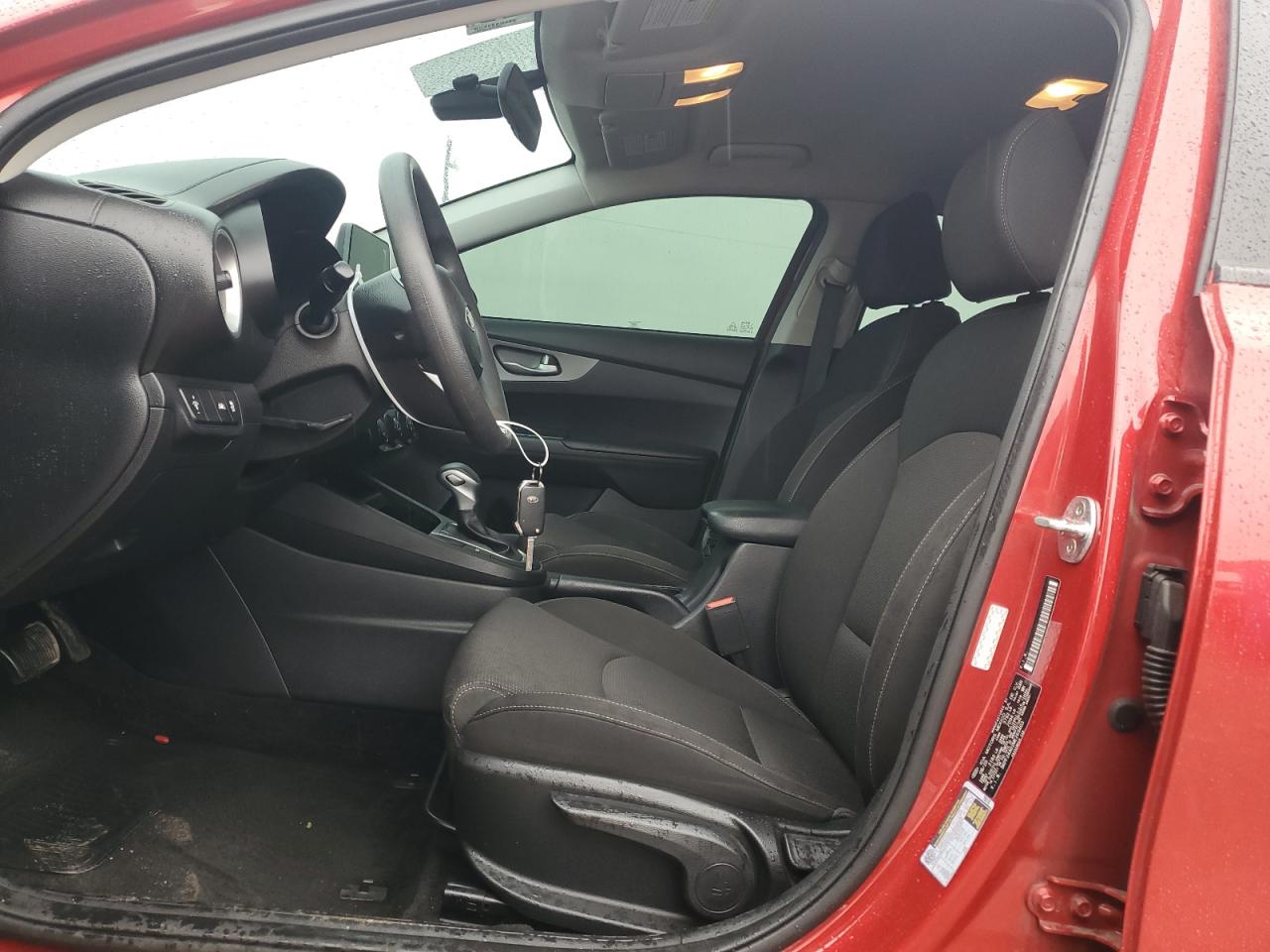 3KPF24AD2ME269403 2021 Kia Forte Fe