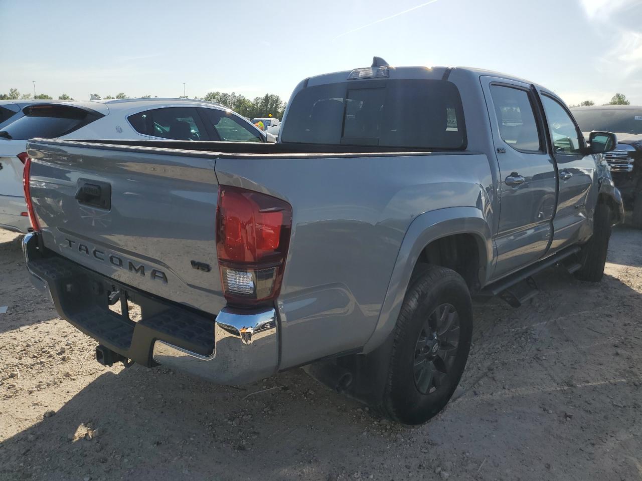 2021 Toyota Tacoma Double Cab vin: 5TFAZ5CN2MX101097