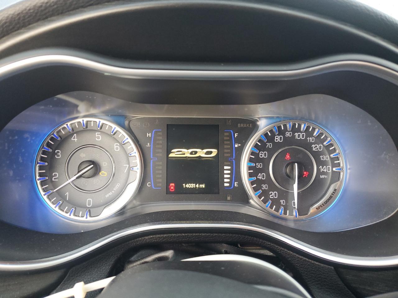 1C3CCCAB2FN571950 2015 Chrysler 200 Limited