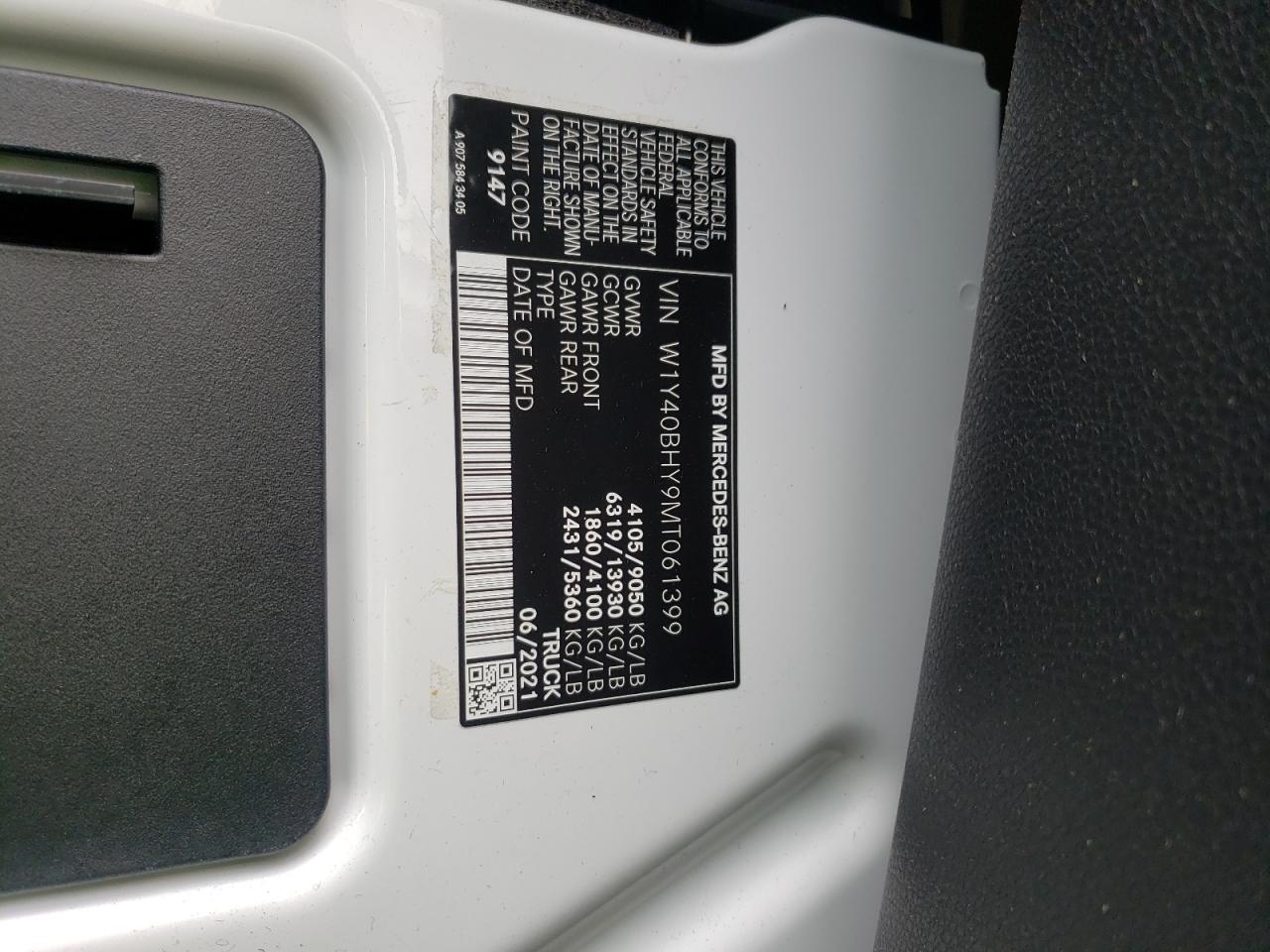 MERCEDES-BENZ SPRINTER 2500