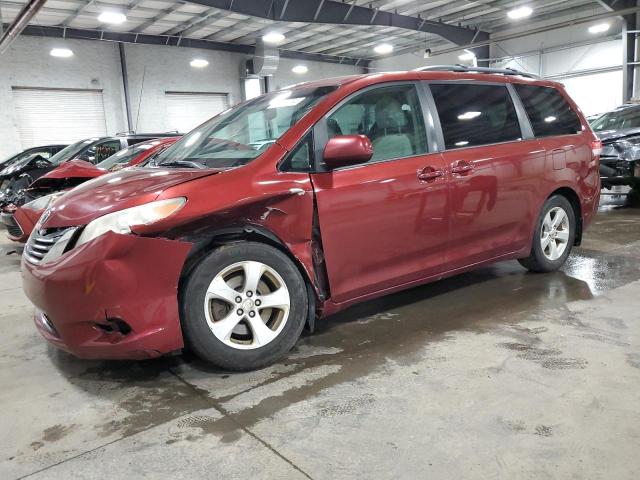 Lot #2522043814 2012 TOYOTA SIENNA LE salvage car