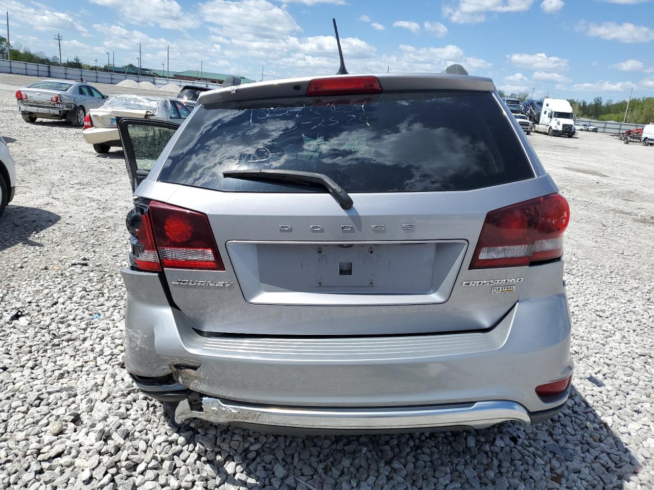 3C4PDCGG4JT378219 2018 Dodge Journey Crossroad