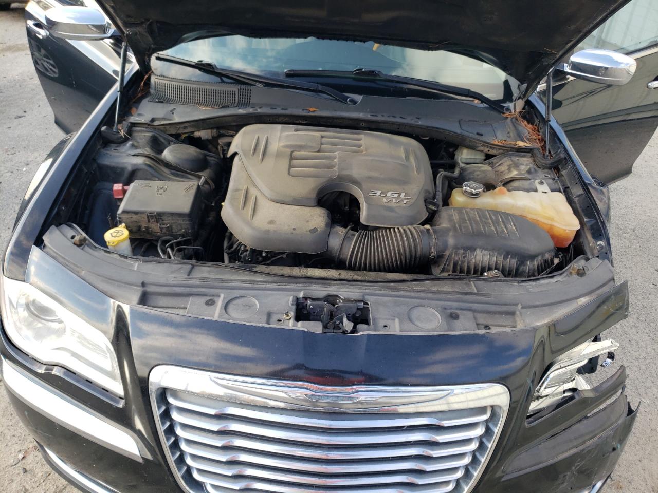 2C3CCAEG9EH335913 2014 Chrysler 300C