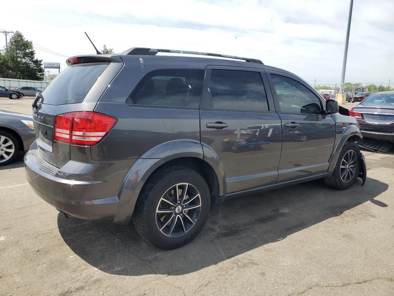 3C4PDCAB6JT381541 2018 Dodge Journey Se