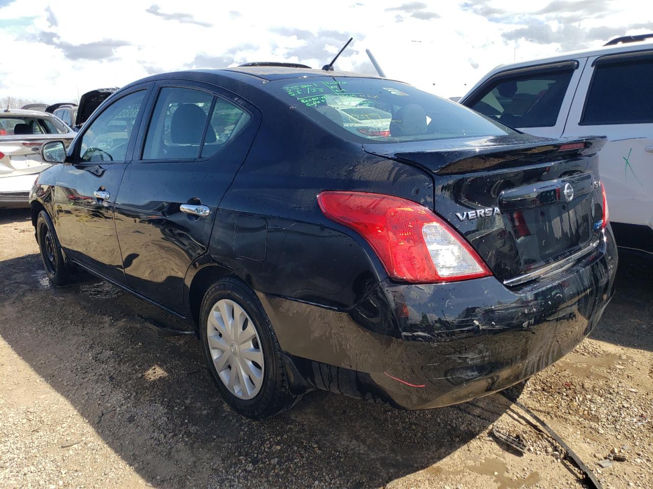 2014 Nissan Versa S vin: 3N1CN7AP1EK458443