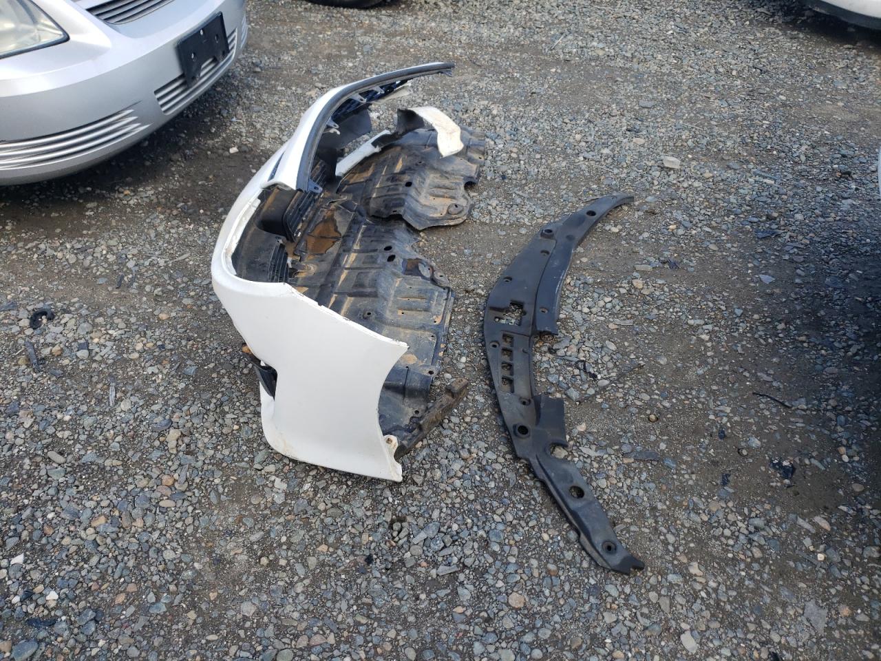 4T1BF1FK1DU647104 2013 Toyota Camry L