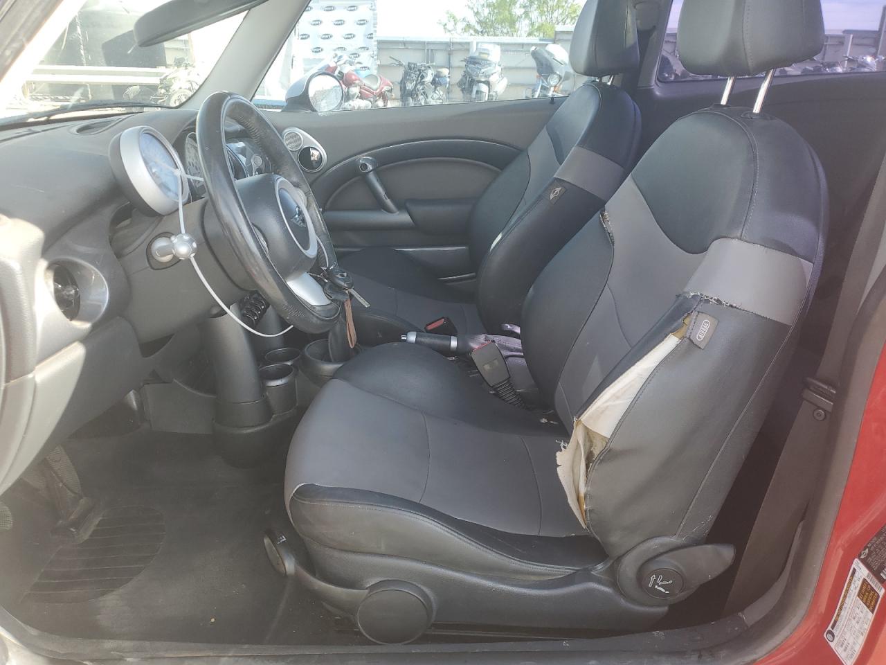 WMWRC33475TC56642 2005 Mini Cooper