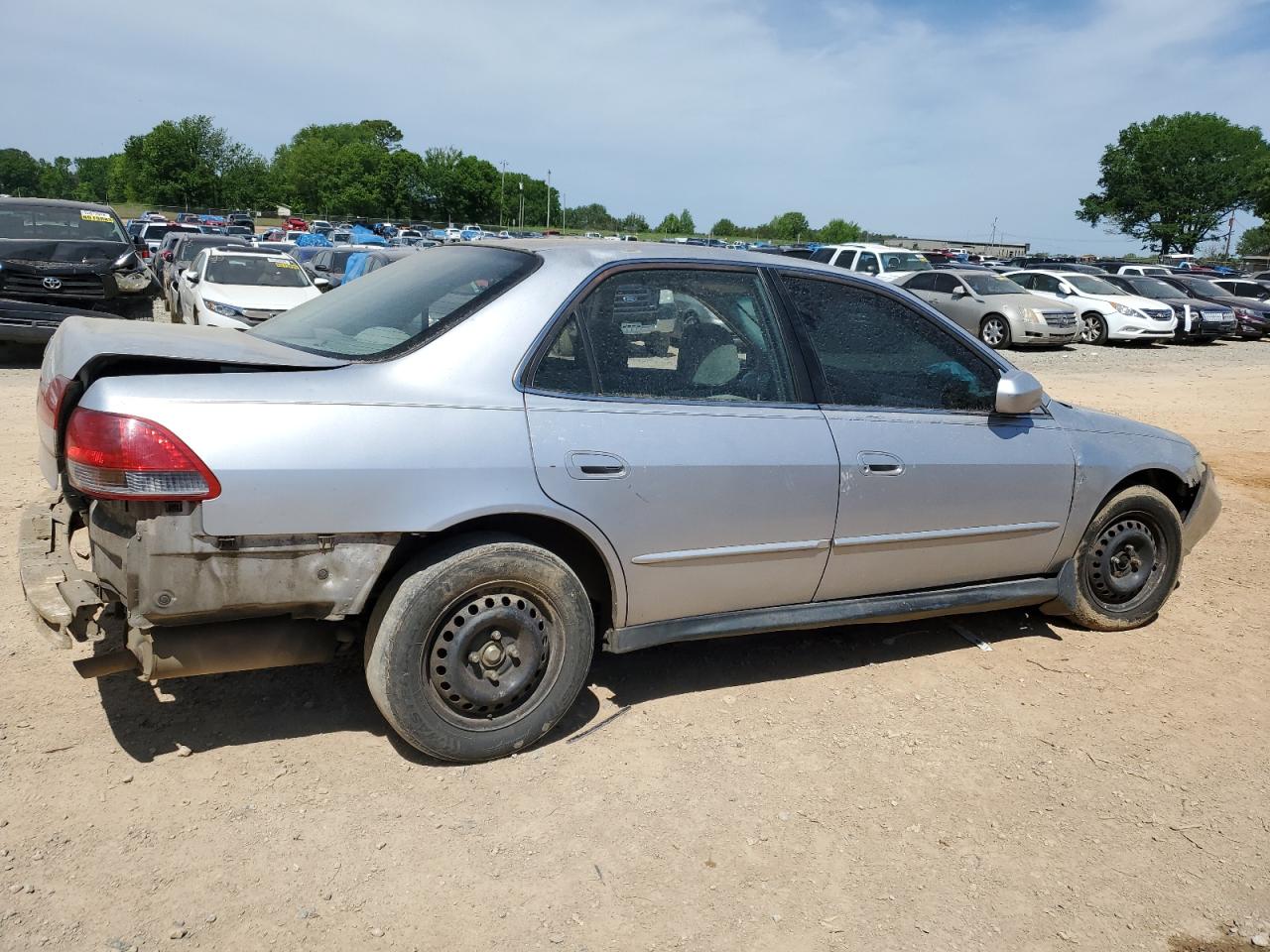 3HGCG56472G705927 2002 Honda Accord Lx