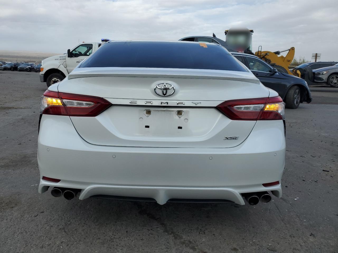 4T1B61HK4JU112406 2018 Toyota Camry Xse