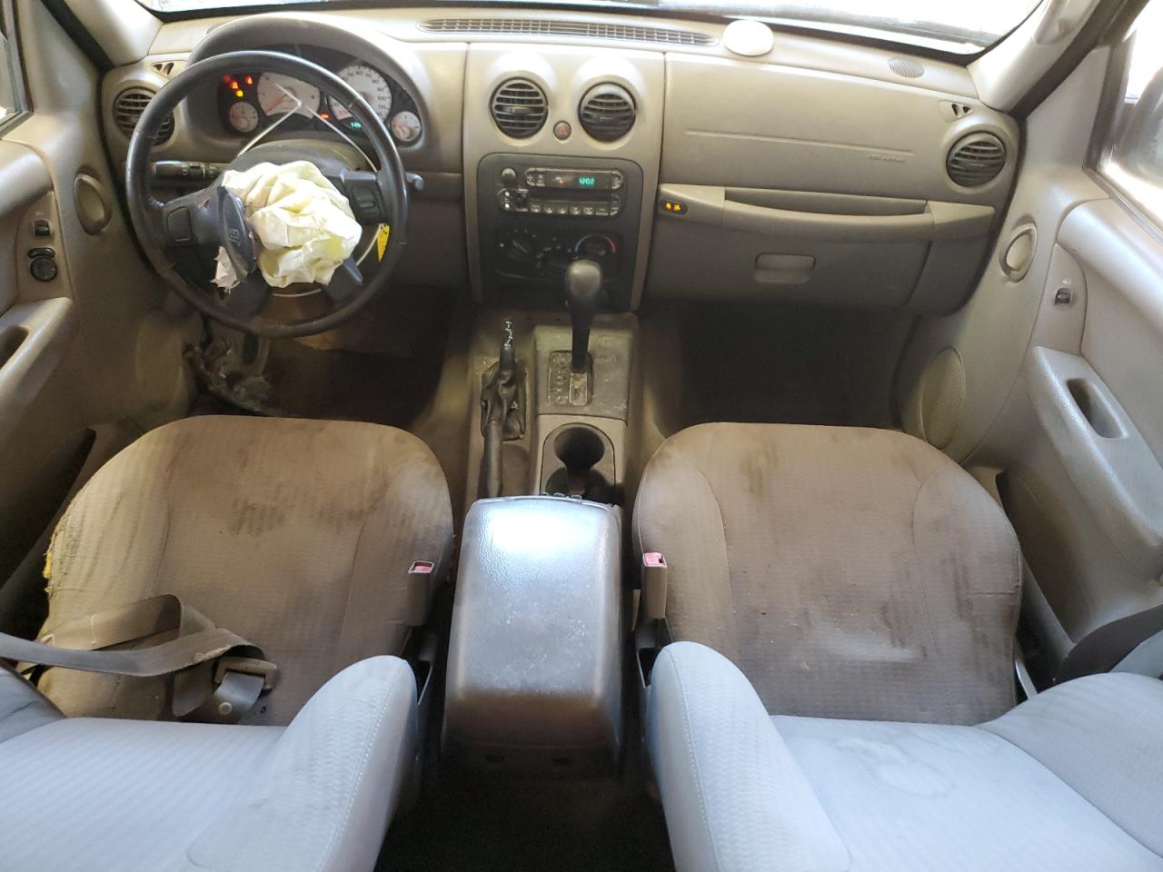 Lot #3211004572 2004 JEEP LIBERTY SP