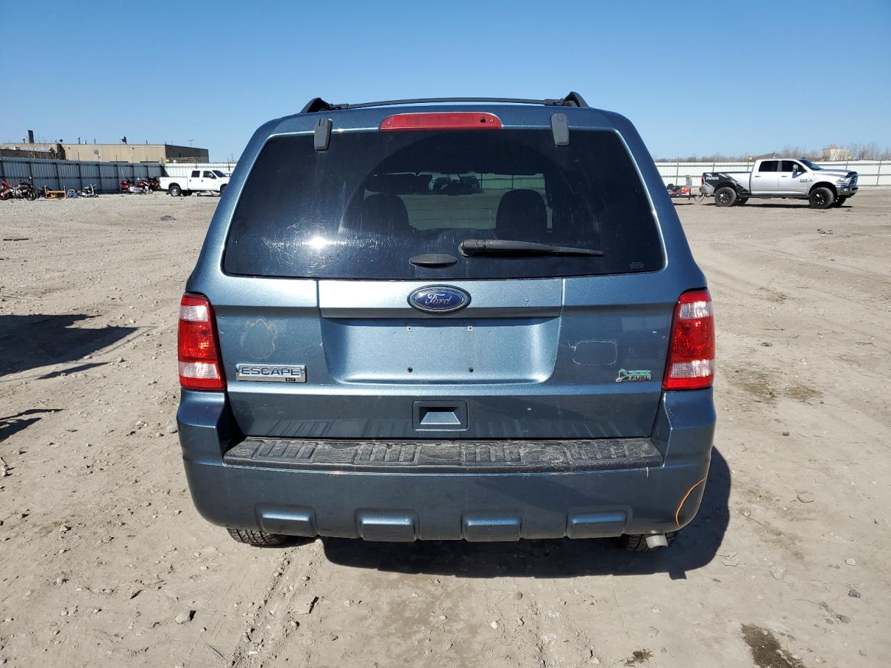 1FMCU0DG0BKC45182 2011 Ford Escape Xlt