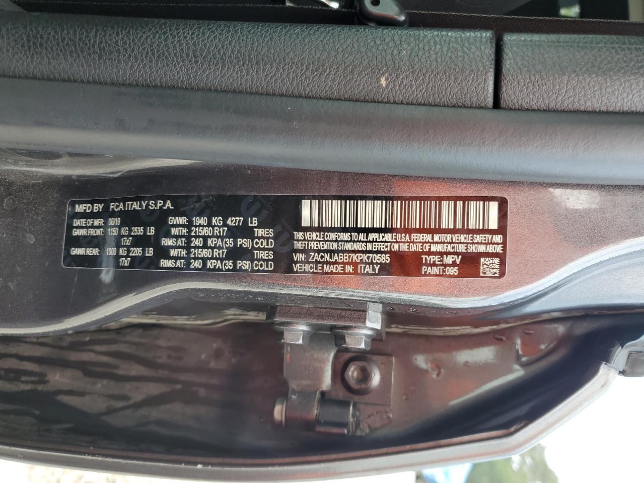 ZACNJABB7KPK70585 2019 Jeep Renegade Latitude