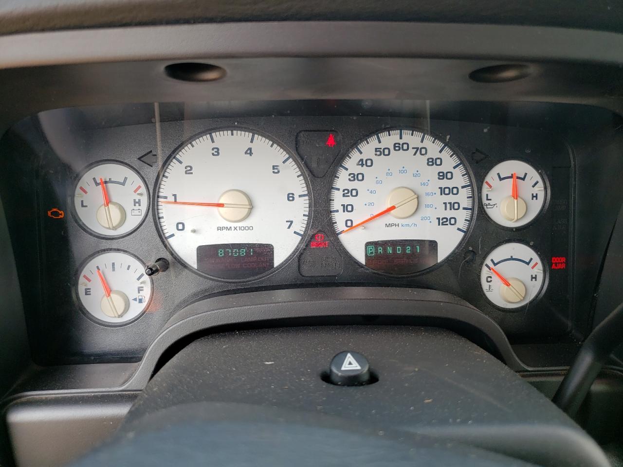 1D7HU18Z12J124135 2002 Dodge Ram 1500