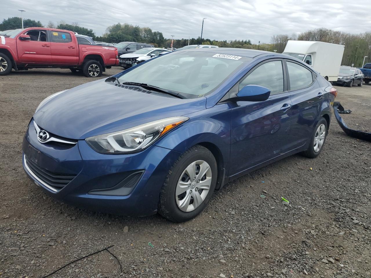 5NPDH4AE1GH726572 2016 Hyundai Elantra Se