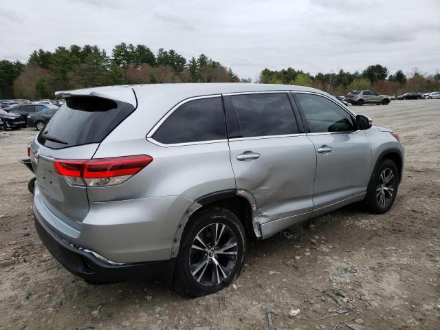 2018 Toyota Highlander Le VIN: 5TDBZRFH2JS912465 Lot: 53026654