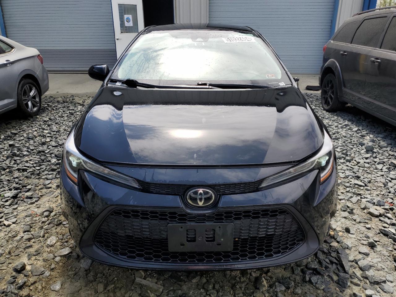 2021 Toyota Corolla Le vin: 5YFEPMAE6MP237512