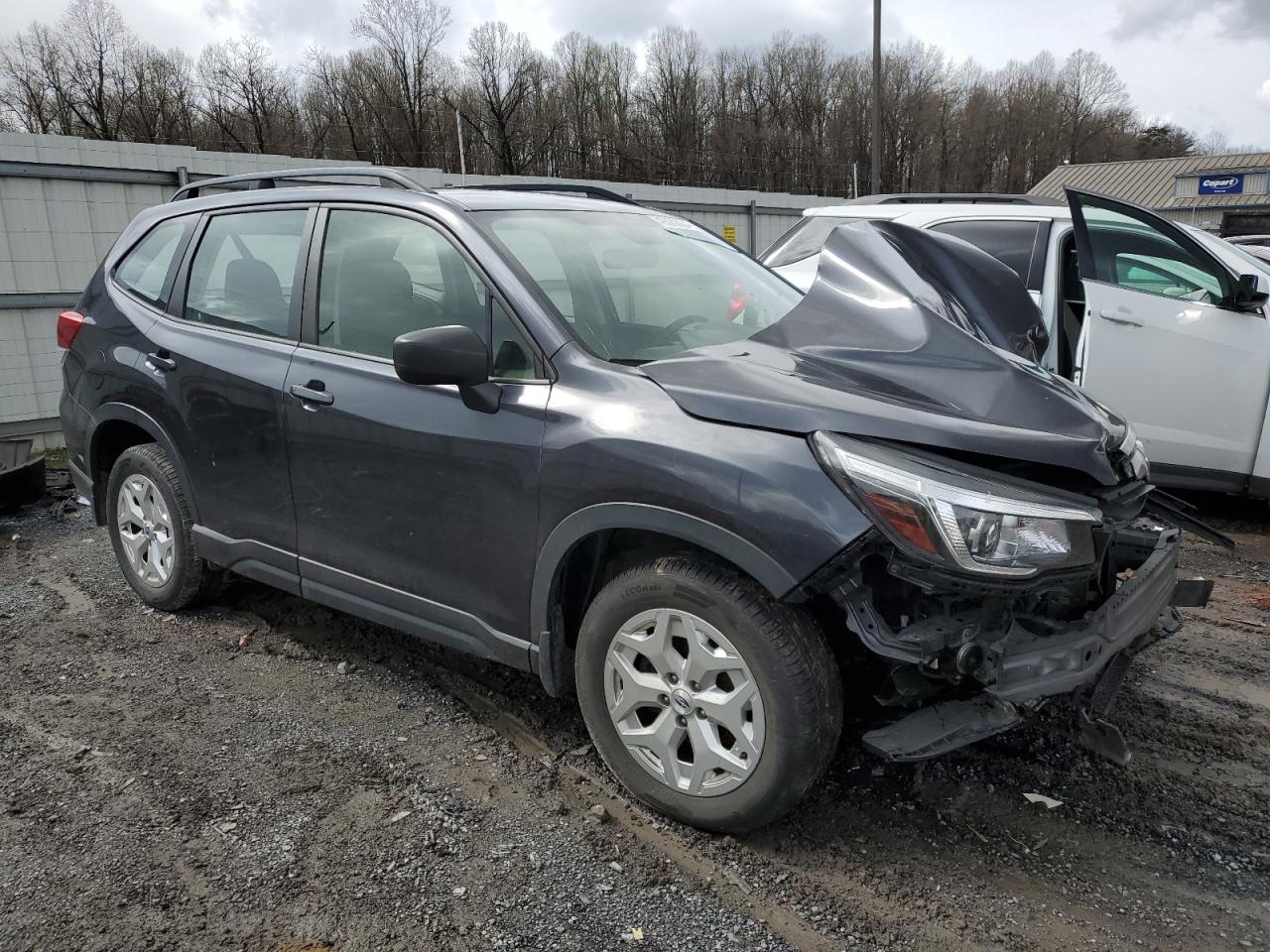 JF2SKACC3KH410375 2019 Subaru Forester