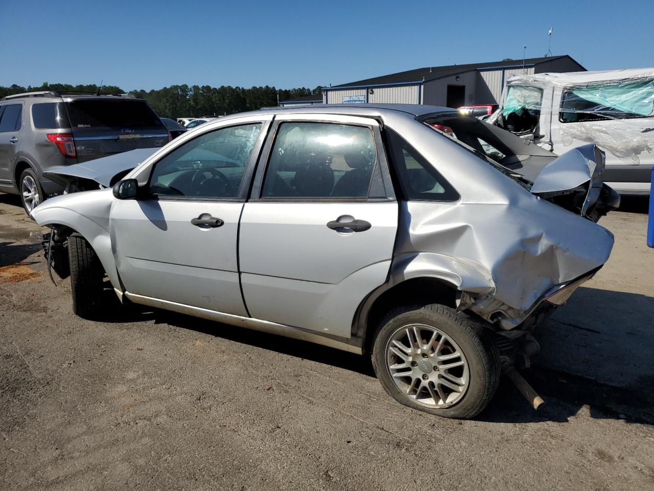 1FAFP34N15W131817 2005 Ford Focus Zx4