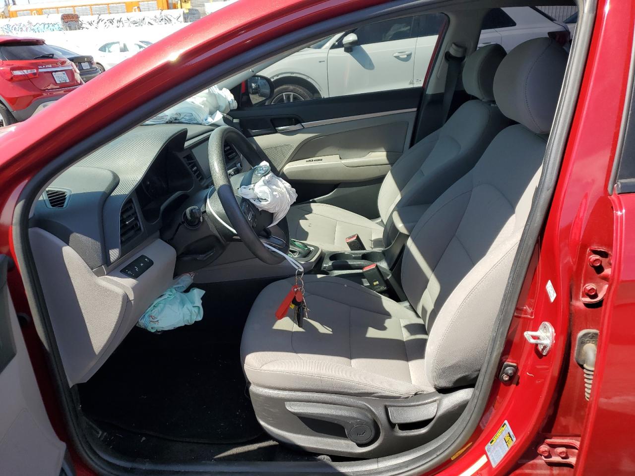 KMHD84LF1KU768000 2019 Hyundai Elantra Sel