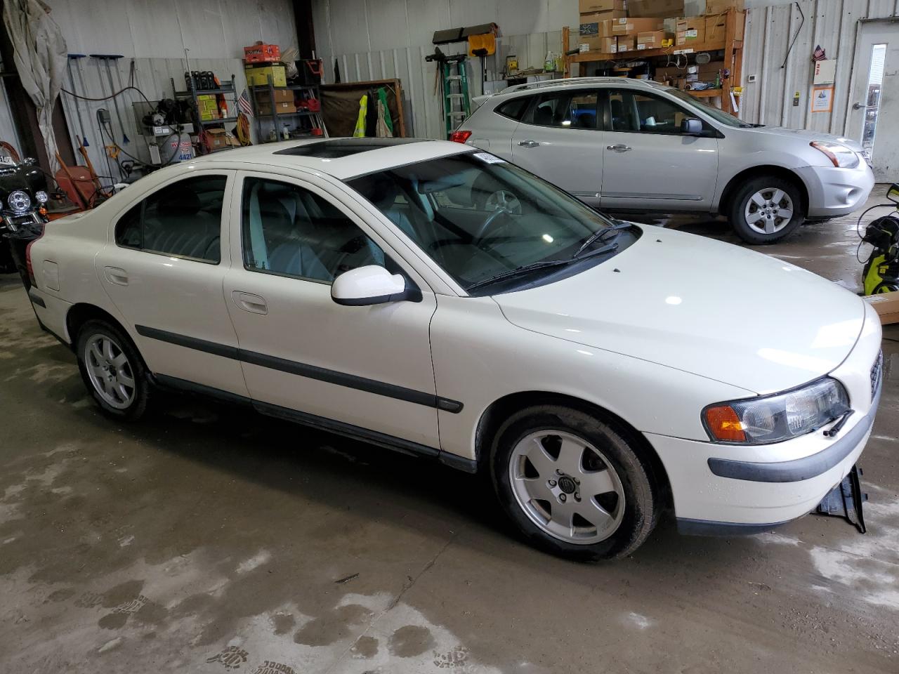 Lot #2758854450 2002 VOLVO S60 2.5T