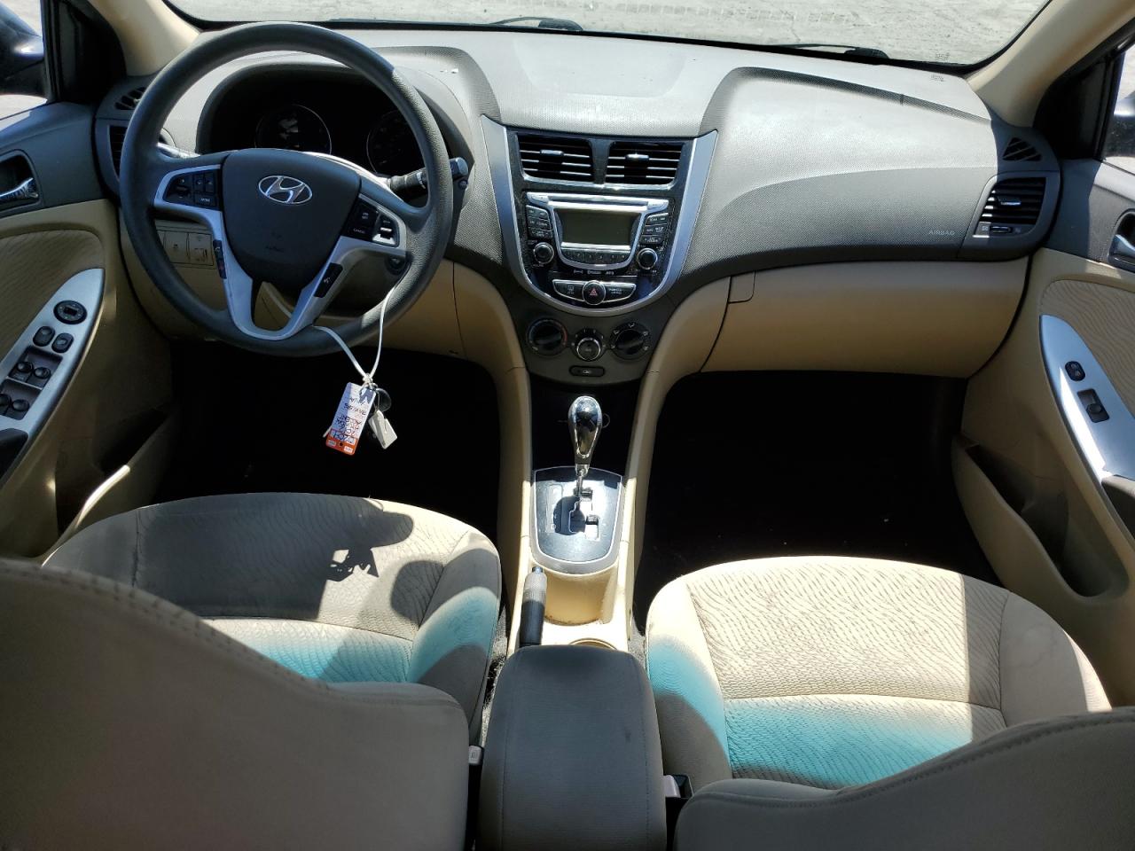KMHCU4AE2CU105232 2012 Hyundai Accent Gls