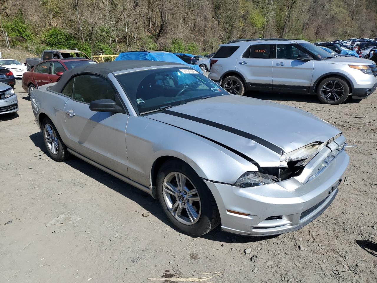 1ZVBP8EM2E5217765 2014 Ford Mustang
