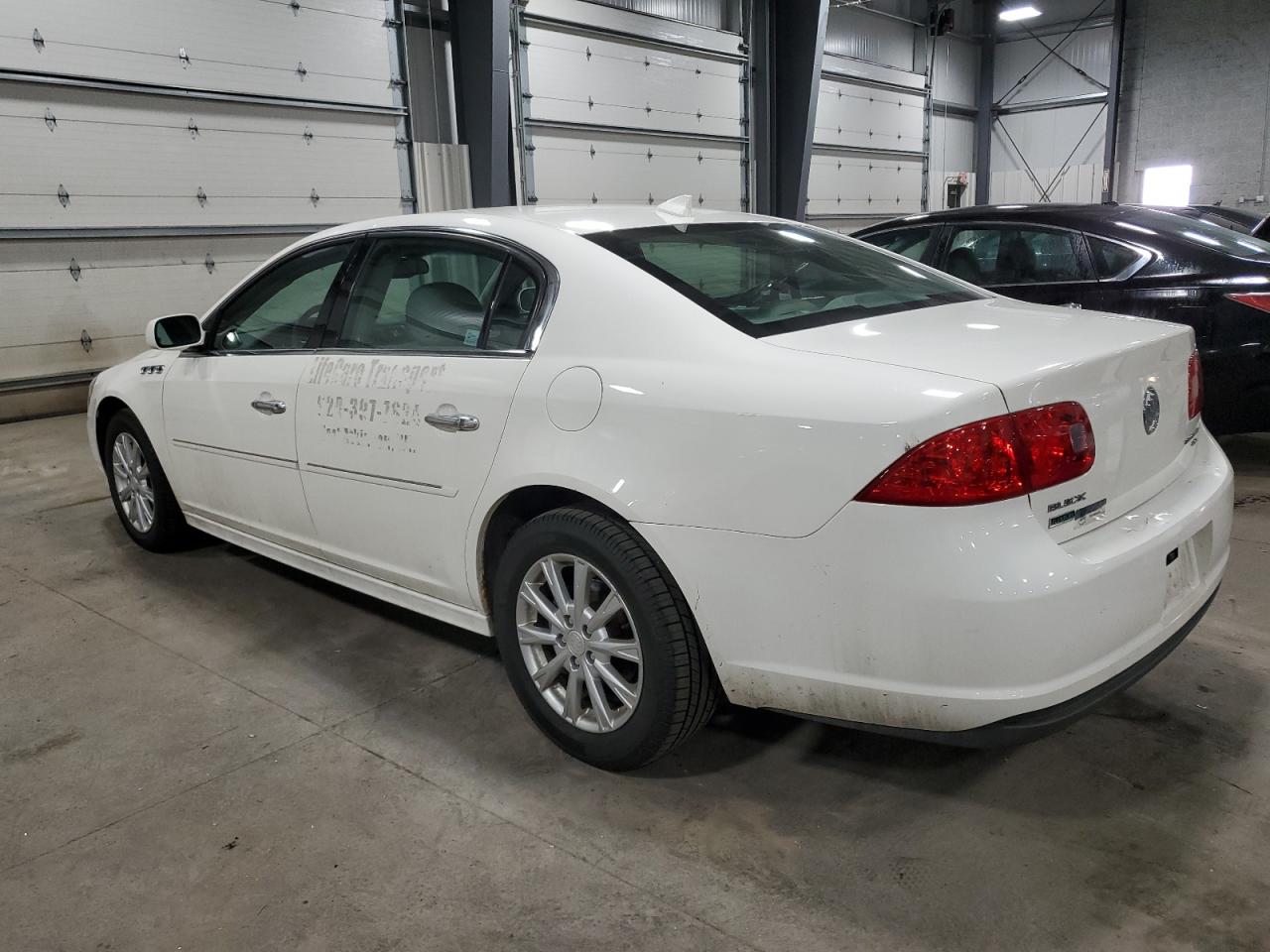 1G4HC5EM1BU152203 2011 Buick Lucerne Cxl