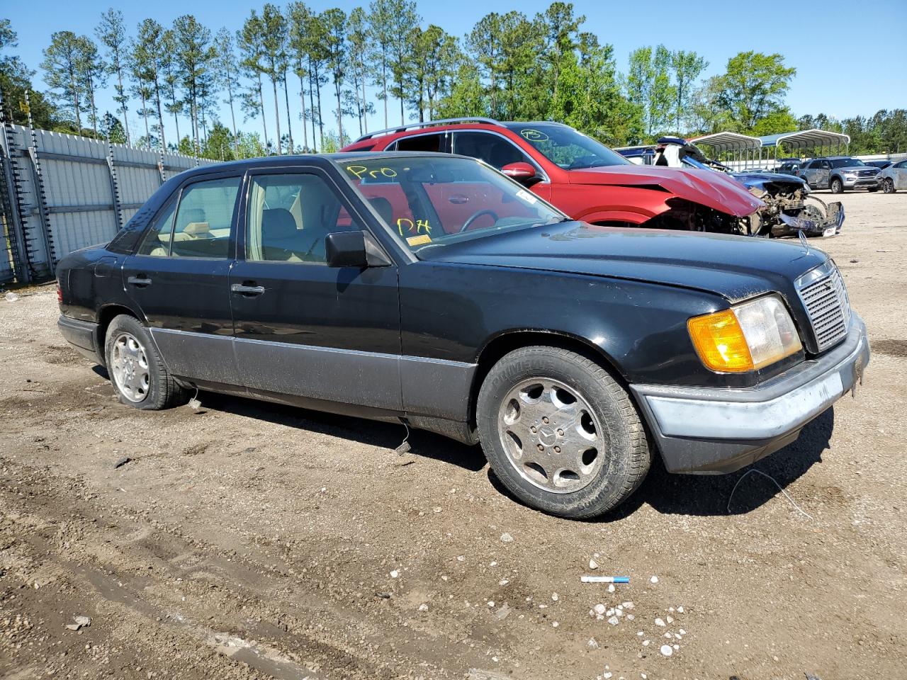 WDBEA32E9RC037538 1994 Mercedes-Benz E 320