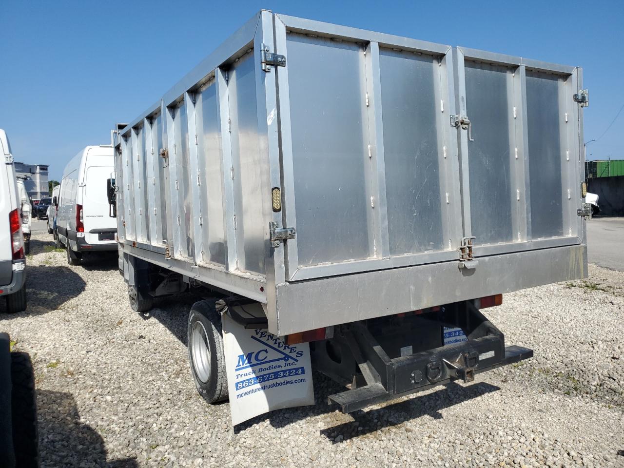 4UZBYE11XKGKM6551 2019 Mitsubishi Fuso Truck Of America Inc Fe Feczts