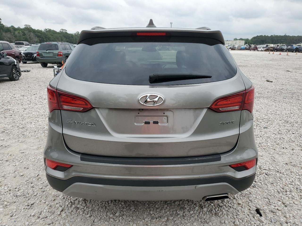 5XYZU3LB2JG535093 2018 Hyundai Santa Fe Sport