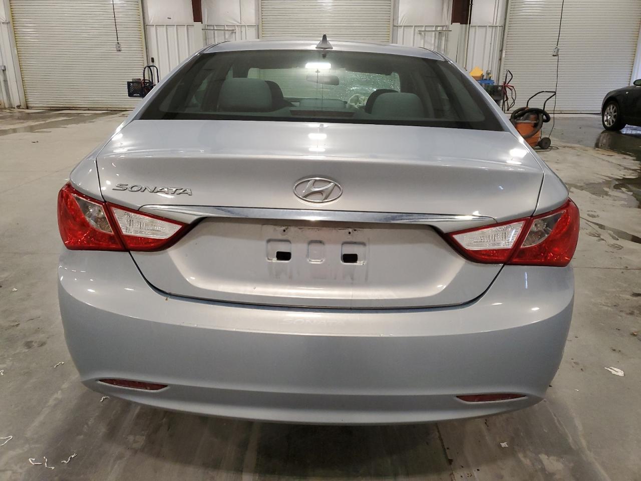 5NPEB4AC1DH562580 2013 Hyundai Sonata Gls