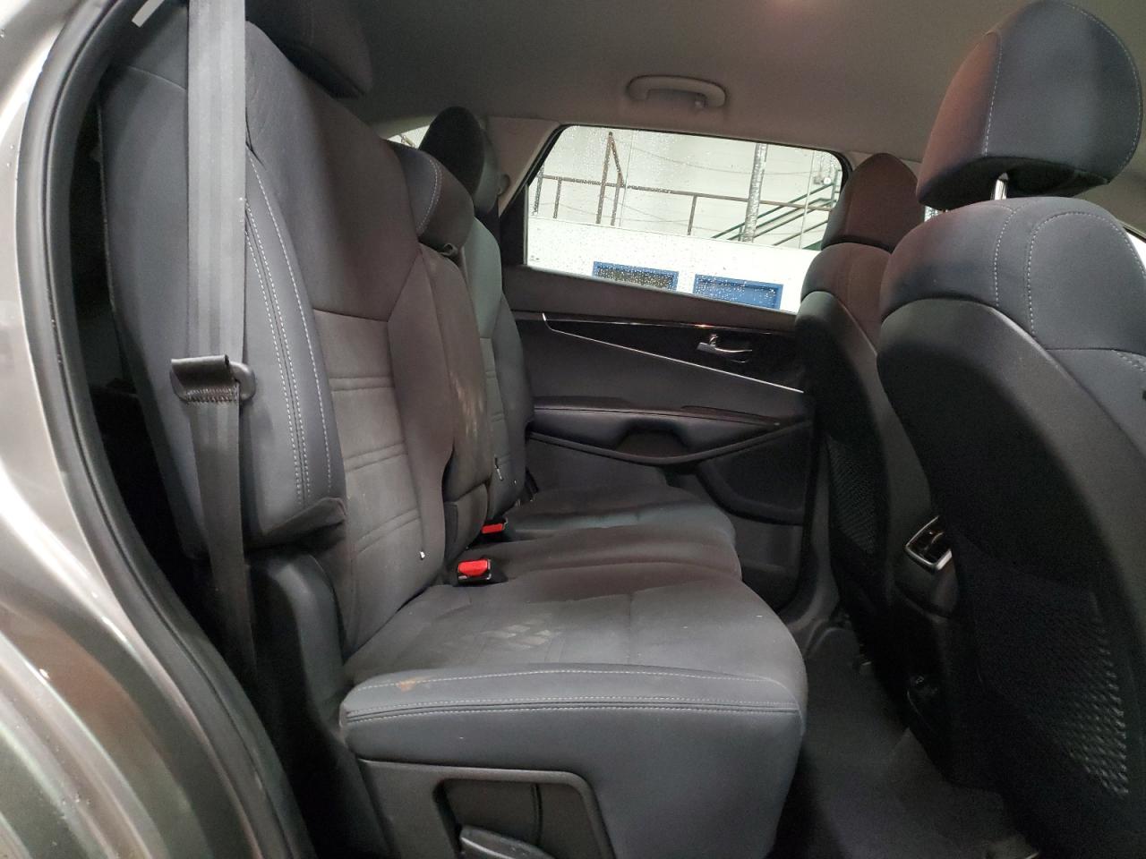 5XYPGDA30JG413350 2018 Kia Sorento Lx