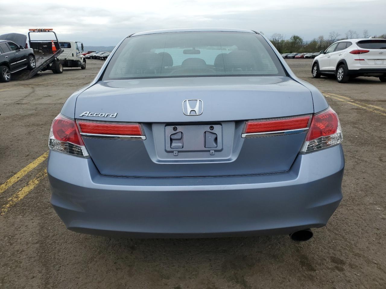 1HGCP2F30CA093317 2012 Honda Accord Lx