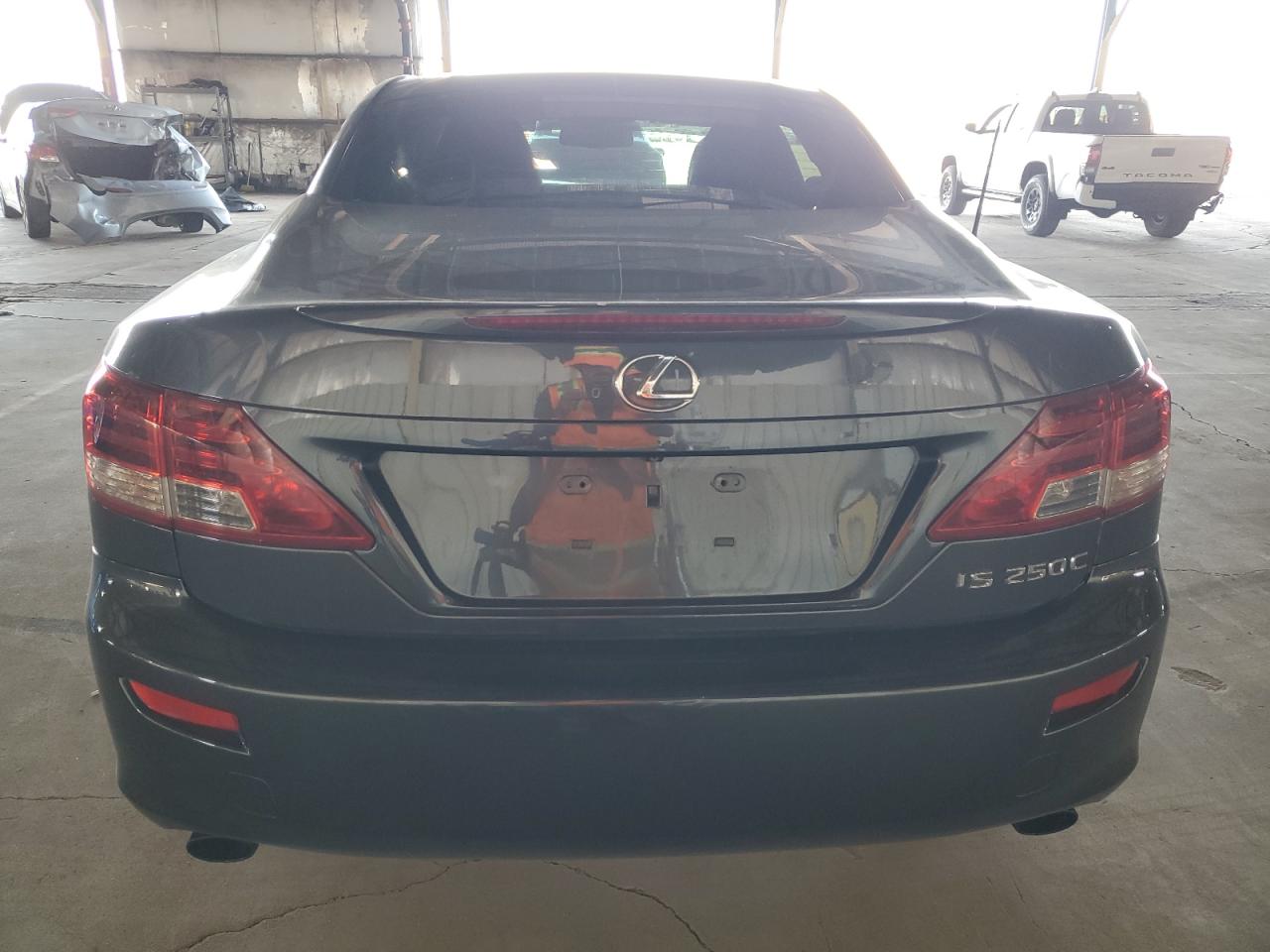 JTHFF2C25B2520119 2011 Lexus Is 250